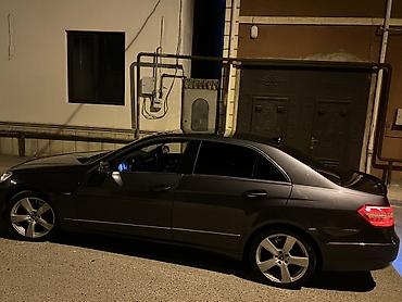 panorama maşın: Mercedes-Benz E-Class: 2.2 l | 2011 il Sedan — 5