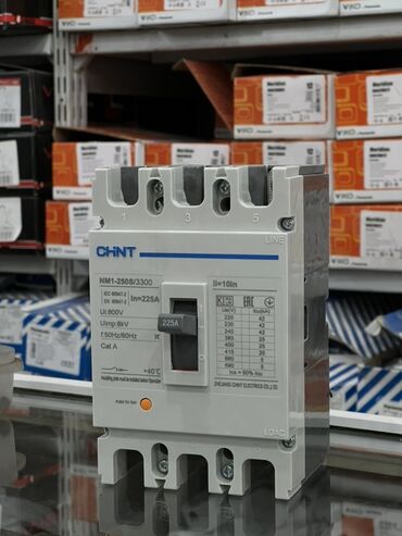 токовые клещи: Электр автоматы, Үч фазалуу, Чыңалуу: 250 ампер lalafo.kg да токовые клещи: Электр автоматы, Үч фазалуу, Чыңалуу: 250 ампер