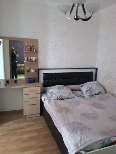 Köhnə tikili: Bakı, 8-ci kilometr, 2 otaqlı, Köhnə tikili, m. Qara Qarayev, 45 kv. m — 4