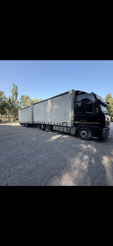 Тягач, Volvo, 2012 г., Тентованный