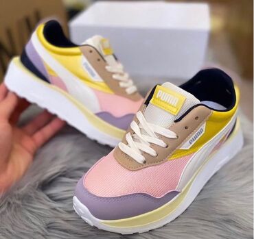 Patike: Puma patike

Novo
Brojevi 36 do 41

fb Moja Kupovina 1 — 14