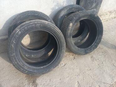 продаются машины хоро: Шины 285 / 50 / R 20, Б/у, Комплект, Внедорожные (АТ/МТ), Япония, Roadstone