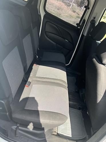 Fiat: Fiat Doblo: 1.4 l | 2018 il 170000 km Van body type — 7