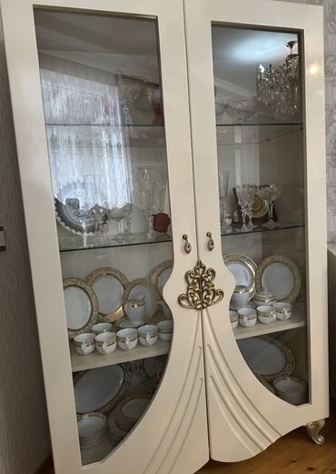 bmw 5 серия 524td mt: Стеклянная витрина-шкаф, Новый