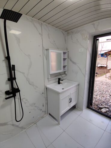 Долгосрочная аренда комнат: СДАЁТСЯ ДОМ В ЦЕНТРЕ ГОРОДА at lalafo.kg — 6 Долгосрочная аренда комнат: СДАЁТСЯ ДОМ В ЦЕНТРЕ ГОРОДА — 6