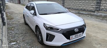 Hyundai: Hyundai Ioniq: 2018 г., 1.6 л, Автомат, Гибрид, Хэтчбэк