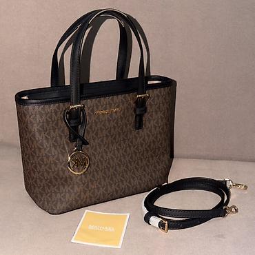 сумки мк: Сумка-тоут Michael Kors в среднем размере🤎 - Модель: компактный тоут — 1