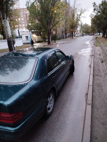 машины на разбор: Mercedes-Benz E-Class: 1997 г., 2.4 л, Автомат, Бензин, Седан