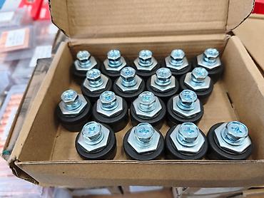 i̇sm: Metal damper vint dəstləri – səs və vibrasiya izolyasiyası üçün — 1