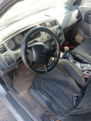 Nissan: Nissan Primera: 2000 г., 2 л, Механика, Бензин, Седан