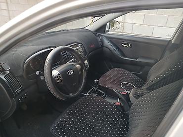 краска на авто: Hyundai Elantra: 2010 г., 1.6 л, Механика, Бензин, Седан — 3