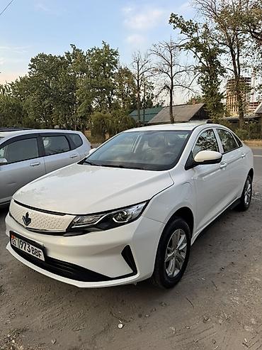 продаю виш: Geely : 2022 г., Электромобиль, Седан — 2