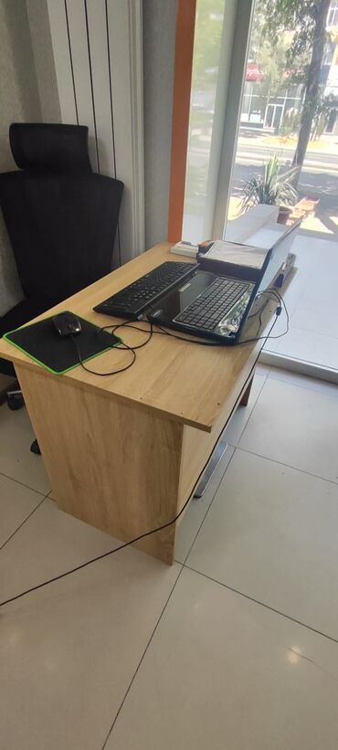 Masa ofis üçün. Qiymətt 55₼ 
 Ünvan Yasamal Zəhra04