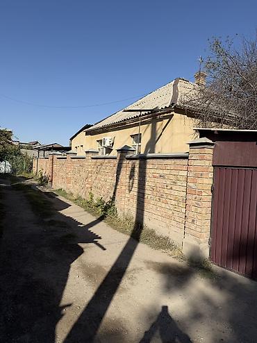 аламединском рынке: 4 комнаты, 76 м², 4 соток, Бишкек, Аламединский рынок / базар Агентство недвижимости — 1