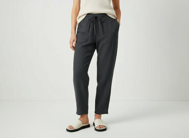 Women's Pants: Hema, Spodnie materiałowe damskie, rozmiar S
