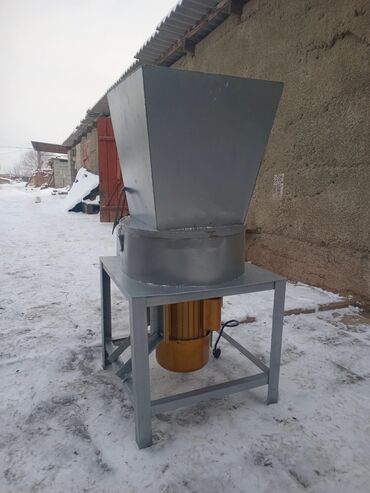 Кормодробилки: Продам однофазную дробилку на 220волт дробит сено ячмень курузу и — 1