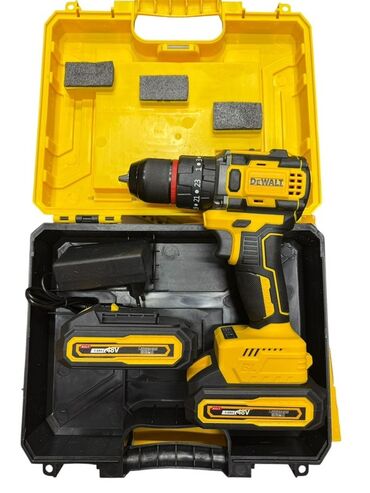 Гайковерты: Аккумуляторная ударная дрель‑шуруповёрт DeWALT в кейсе. Комплектация