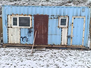 Продажа модульных домов: Бытовой модуль/вагончик с отделкой ОСБ, разделённый на две комнаты — 8