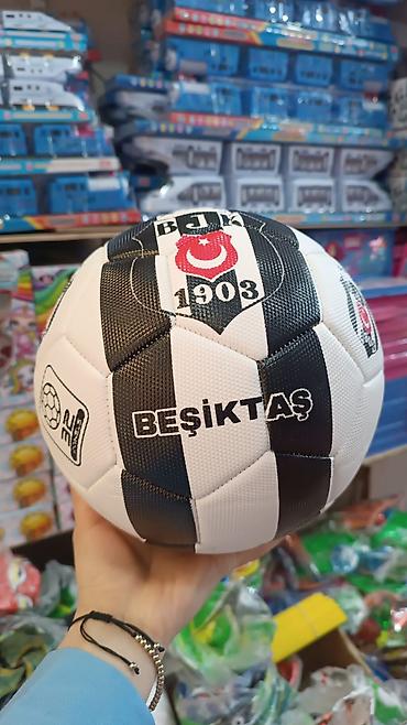 qruşa satışı: Futbol topu – klub loqolu model

Qalın materiallı toplar
Cəmi 10azn — 3