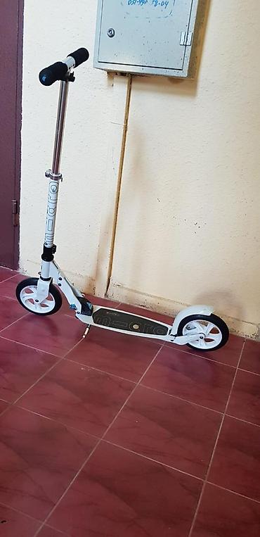 teker kompressoru: Məhsul: Micro markalı şehər skuterləri (iki rəng: qara və ağ) — 8