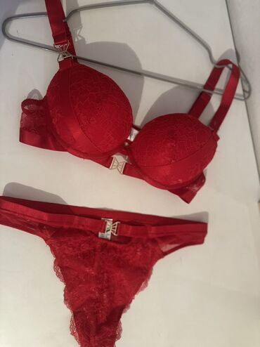 haljine elegantne do kolena: Silk, With push-up, color - Red