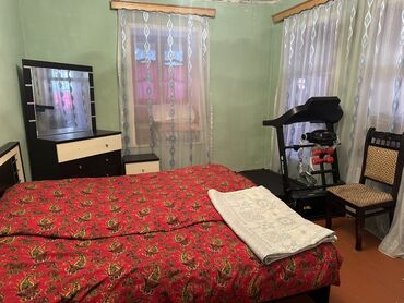 Həyət evləri və villaların satışı: 4 otaqlı, 235 kv. m, Kredit var, Orta təmir — 6