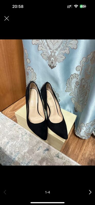 Туфли: 1. Туфли 37 размера 1000 2. Шикарные туфли (Jimmy Choo) цвета- — 3