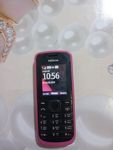 nokia x: Nokia 5230, 2 GB, rəng - Qırmızı, İki sim kartlı, Hissə-hissə ödəniş