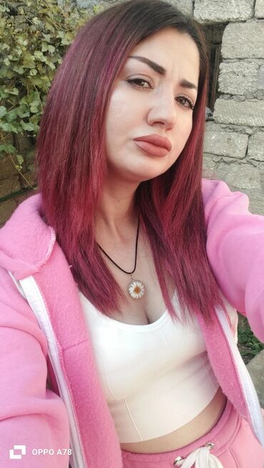 Satış məsləhətçiləri: Madel İş axtariram Mağazada paltar reklami ederem canlı acib Boy 168 — 6