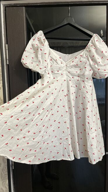 показы 1 354 72 договорная кошка даром британская короткошёрстная 1 год мальчик метис 2 позвонить написать: 1 месяц, Девочка, Белый, Кастрирована, Метис, Приучена к лотку