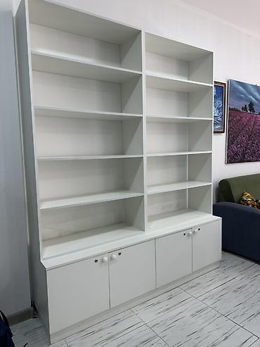 Kitab dolabları: Ağ rəngli iki bölməli kitablıq/dolap sistemi - Dizayn: Minimalist, ağ — 4