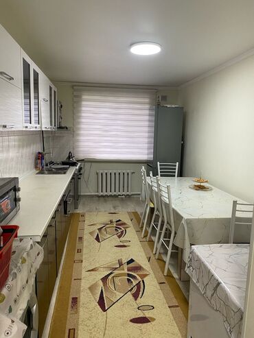 Продажа домов: Дом, 180 м², 4 комнаты, Риэлтор, Дизайнерский ремонт