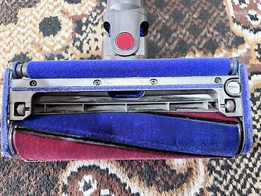 дрон видео: Вертикальный пылесос Б/у Dyson Уборка: Сухая Полная оплата — 8