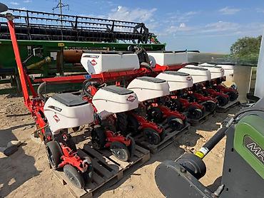 Тракторы John Deere: 🚜 Продается трактор John Deere 6 M -ка (210л.с.)— надежный, мощный и — 4