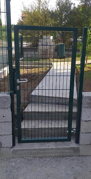 Proizvodi od rolovanog metala, metalni kanali: 🚪 PEŠAČKA KAPIJA CINK + PVC Sa dva stuba – komplet sa okovom 📍 Fence — 5