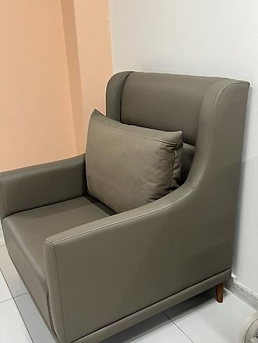 ev mebeli: Modern tərzli tək nəfərlik kreslo - Rəng: boz-qəhvəyi (taupe) ton - — 2