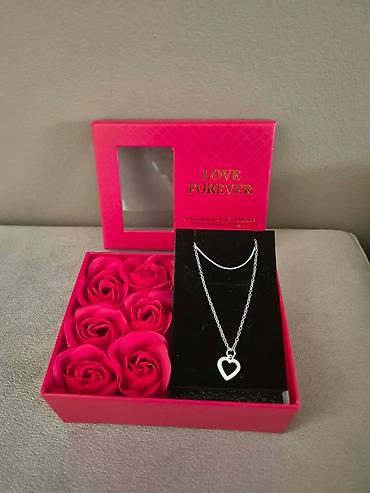 Setovi nakita: Poklon set “Love Forever” – elegantna kutija sa ogledalcetom koja — 7
