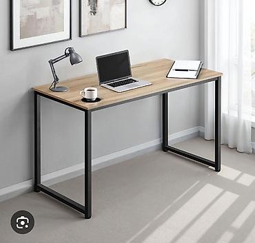 epoxy sto: Radni sto sa metalnim ramom – industrijski minimalistički dizajn - — 4