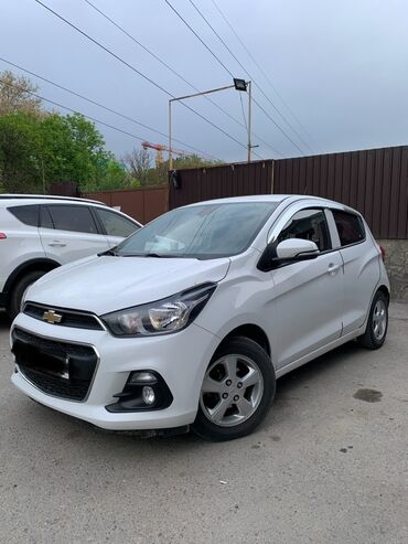 Chevrolet: Chevrolet Spark: 2016 г., 1 л, Автомат, Бензин, Хэтчбэк