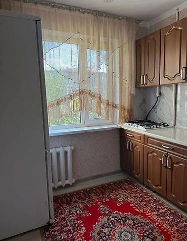 договорная квартира: Сдаётся 1‑комнатная квартира в районе Боконбаева/Уметалиева, этаж 4 — 1