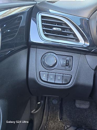 Продажа авто: Chevrolet Spark: 2019 г., 0.1 л, Вариатор, Бензин, Хэтчбэк — 6