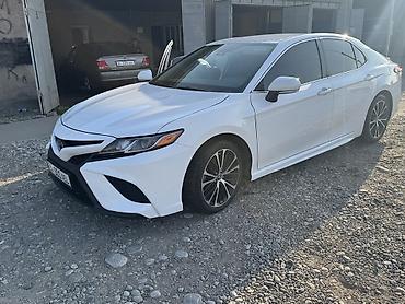 Toyota Camry: 2019 г., 2.5 л, Автомат, Бензин, Седан