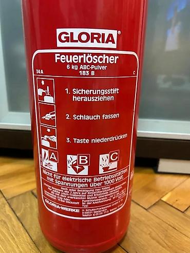 Oprema i sredstva za zaštitu: GLORIA protivpožarni aparat – model PD 6 GA, tip: stalno pod pritiskom — 2