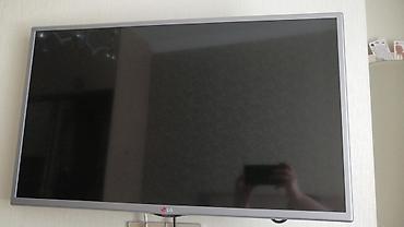 LG LED televizor - Ekran diaqonalı: təxminən 32–40 düym (divara