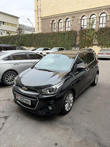 Chevrolet Spark: 2017 г., 1 л, Автомат, Бензин