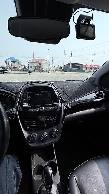 Chevrolet: Chevrolet Spark: 2018 г., 1 л, Автомат, Бензин, Хэтчбэк — 4