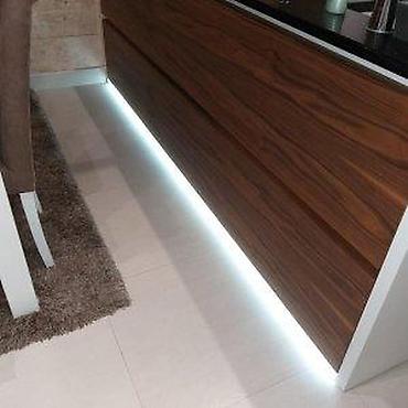 Ostali elektro materijali: TOUCH KONTROLER ZA JEDNOBOJNE LED TRAKE 12-24V 18A LED DIMER | *U — 28