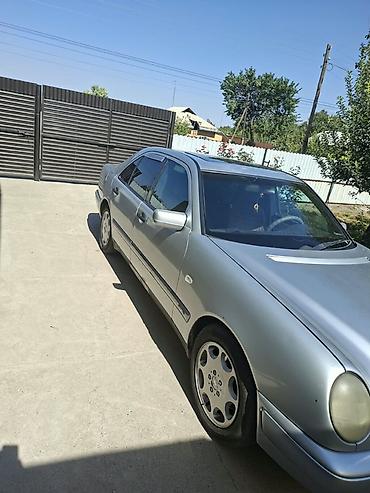 салон гелик: Mercedes-Benz E-Class: 1998 г., 2 л, Автомат, Бензин, Седан — 2