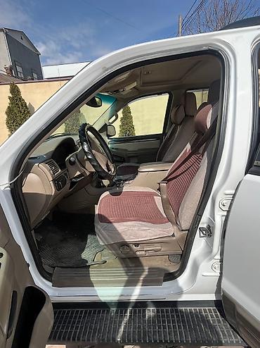 Ford: Ford Explorer: 2002 г., 4 л, Автомат, Газ, Внедорожник — 10