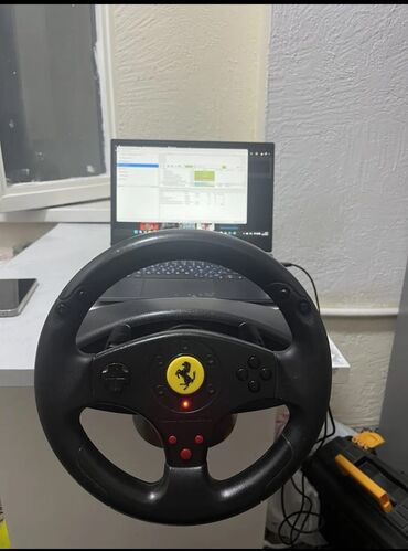 купить руль для пк с коробкой передач и сцеплением бу: Руль Thrustmaster Ferrari gt experience